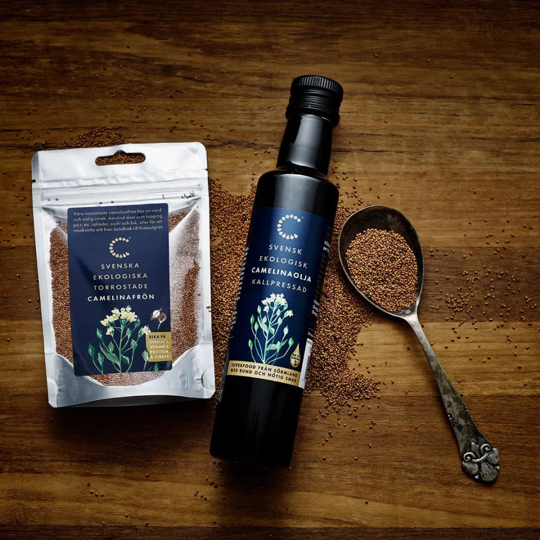 Ekologiska torrostade camelinafrön och camelina olja Svenskodlade frön rika på omega 3, protein & fibrer
