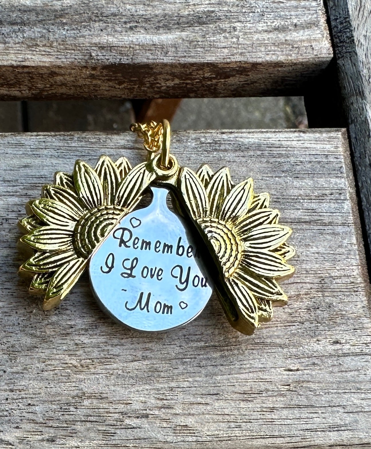 remember i love you mom berlock