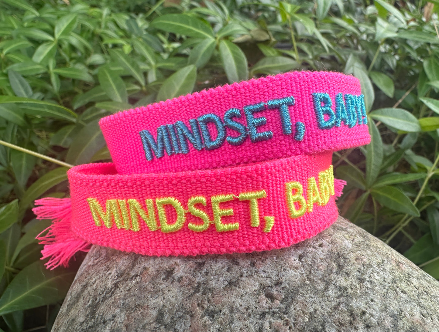 Vävt armband mindset