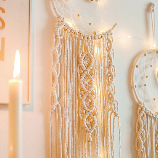 Macramé dreamcatcher