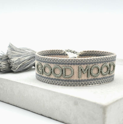 Vävt armband good mood