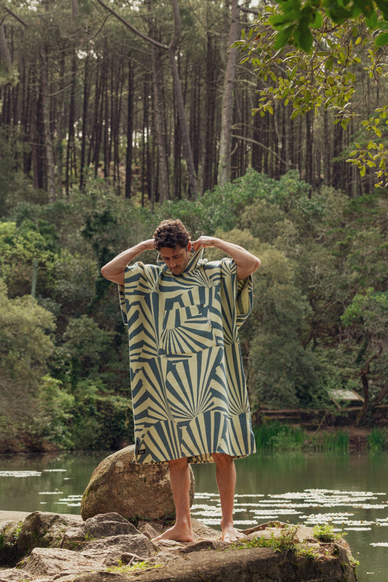 taigablue badponcho